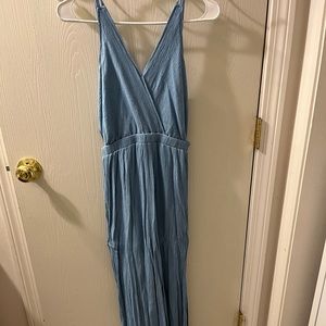 Lulus XS lost in paradise maxi dress; light blue